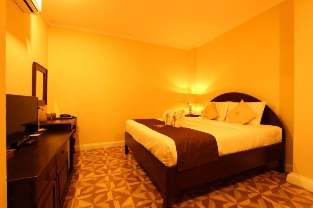 Le Luxe Boutique Hotel Виентиане Екстериор снимка