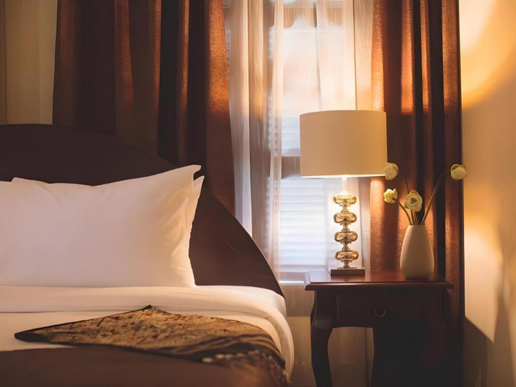 Le Luxe Boutique Hotel Виентиане Екстериор снимка
