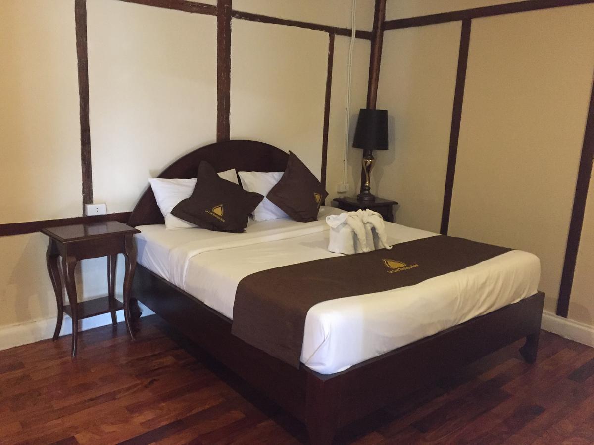 Le Luxe Boutique Hotel Виентиане Екстериор снимка