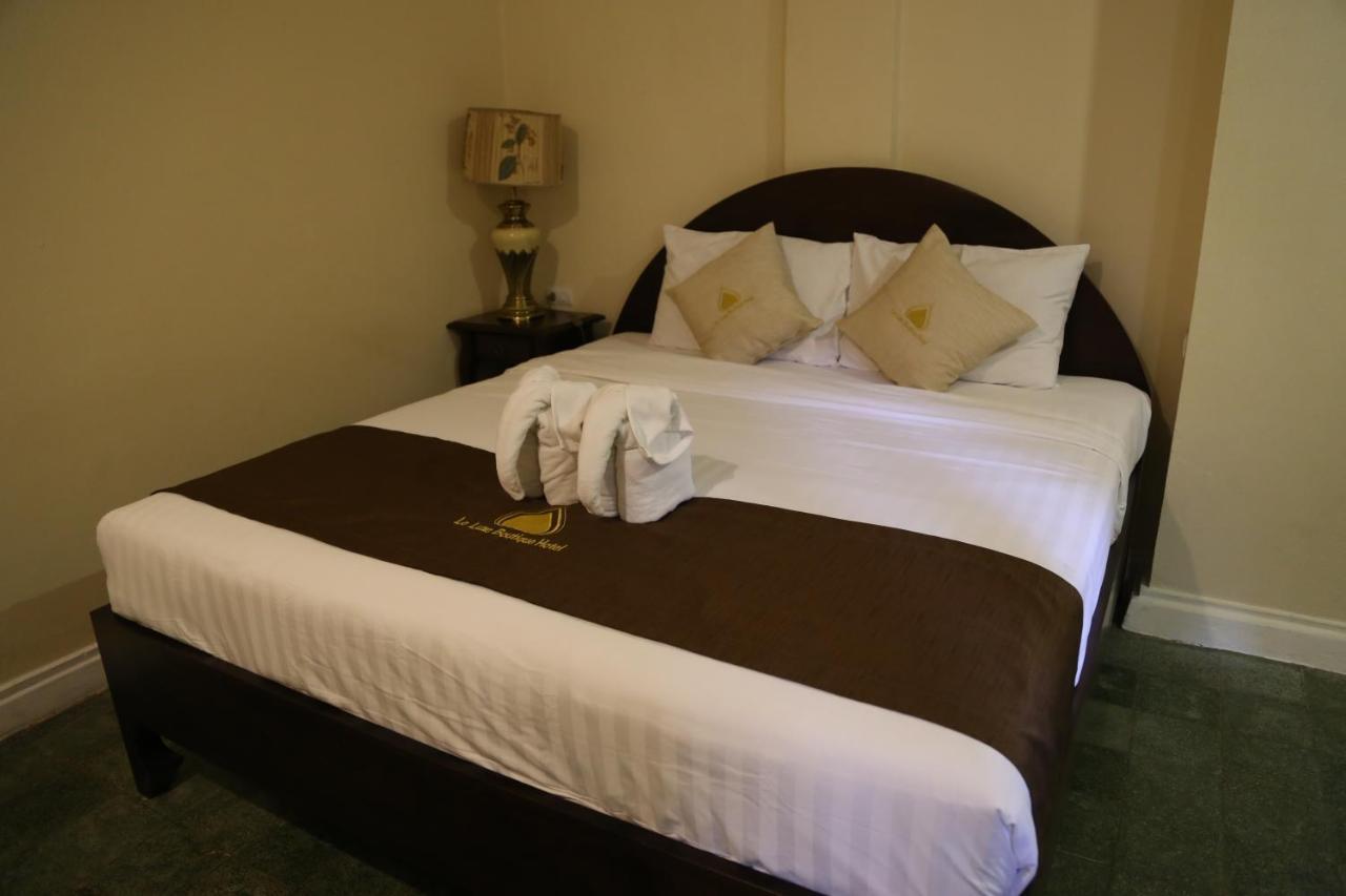 Le Luxe Boutique Hotel Виентиане Екстериор снимка